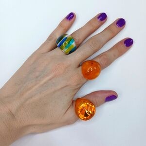 Chunky 90s Plastic Ring Set.